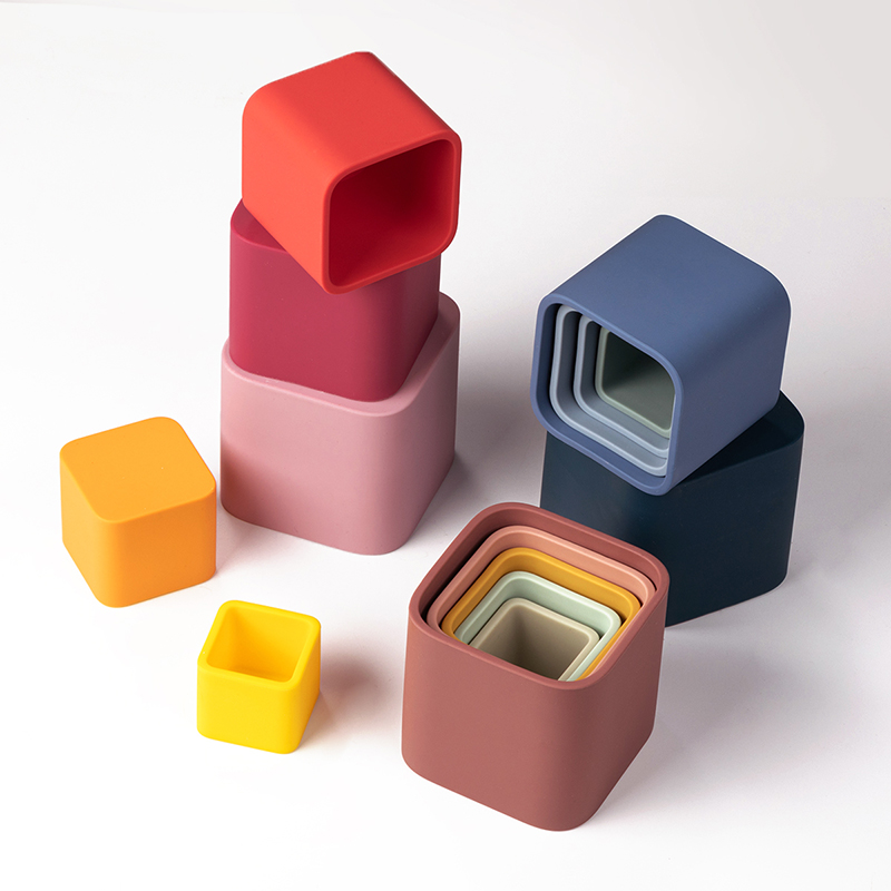 1set Baby Siliconen Stapelbeke - Baby Food Nestum recensie en prijs